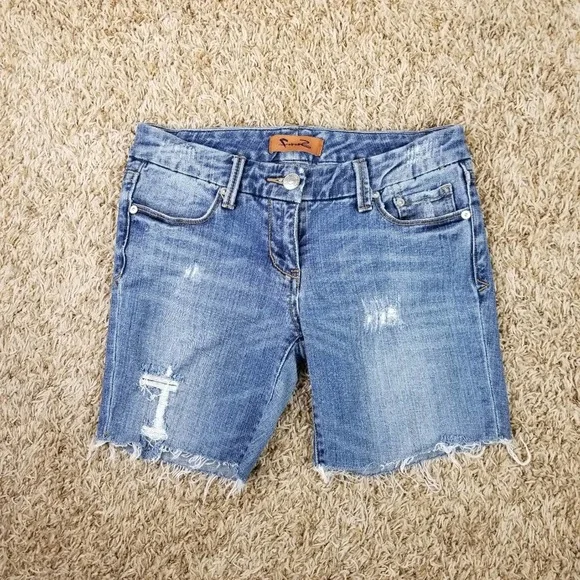 Seven7| medium wash cutoff shorts - Picture 1 of 5